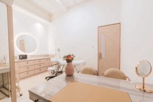 Interior Glamritz Clinic PIK 2